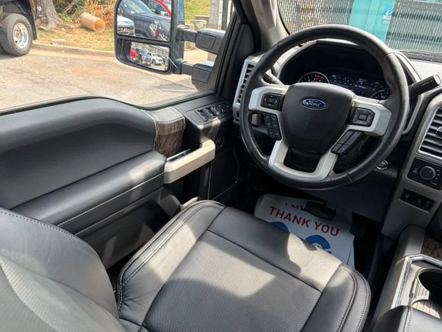 Used 2017 Ford F250 Lariat w/ Lariat Ultimate Package AWD/4WD image 35