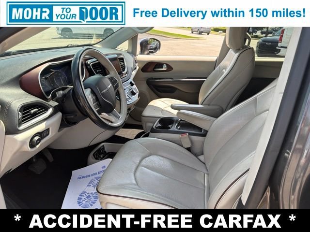 Used 2019 Chrysler Pacifica Limited FWD image 14