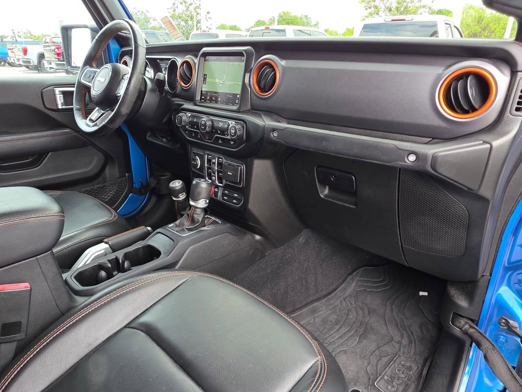 Used 2022 Jeep Gladiator Mojave w/ Cold Weather Group image 9