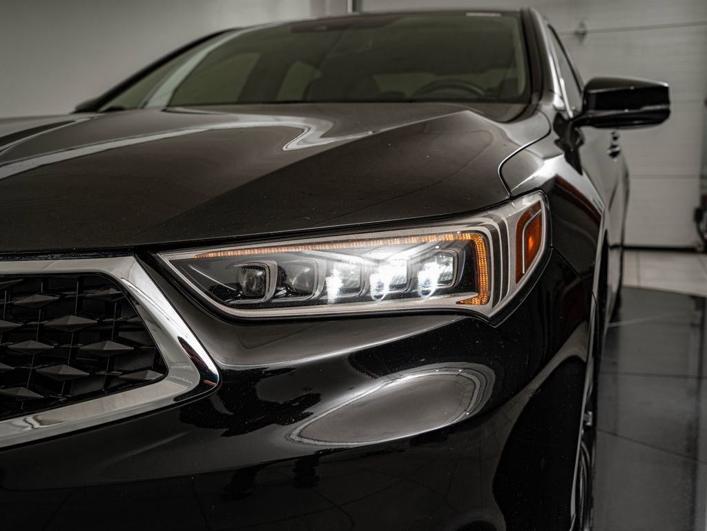 Used 2018 Acura TLX V6 image 13