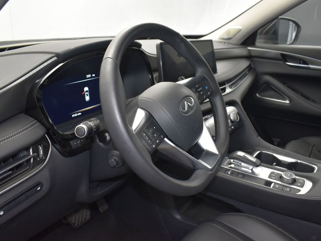 Certified 2025 INFINITI QX60 Luxe image 12