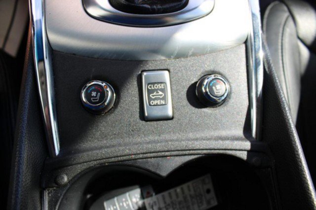 Used 2011 INFINITI G37 Sport w/ Premium Pkg image 22