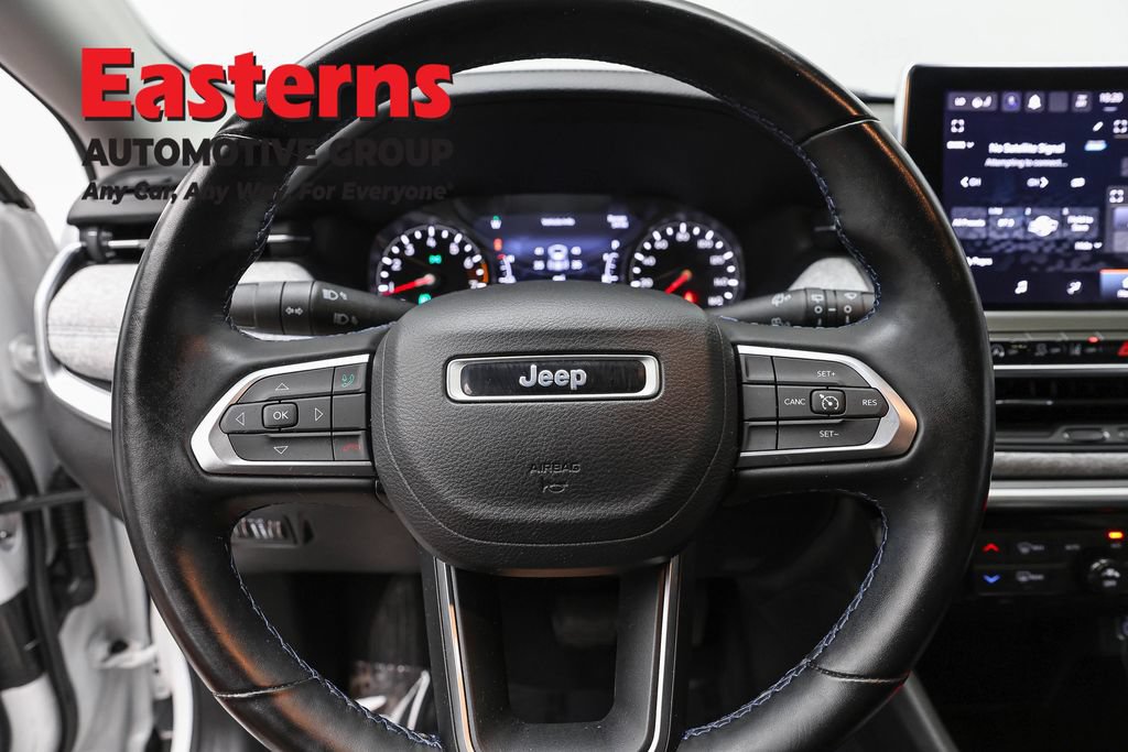 Used 2022 Jeep Compass Latitude w/ Convenience Group AWD/4WD image 10