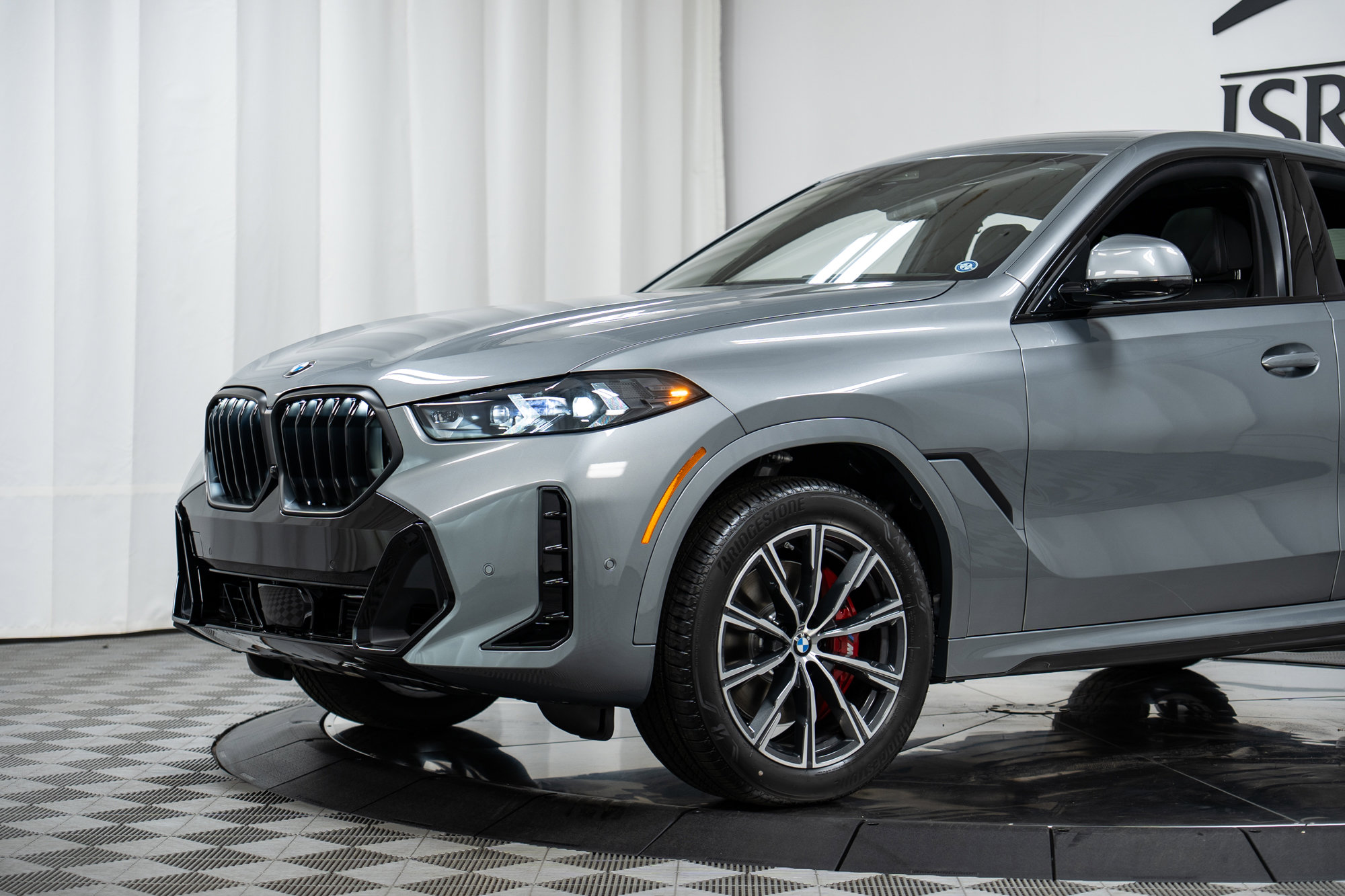 Used 2026 BMW X6 xDrive40i w/ Climate Comfort Package AWD/4WD image 25