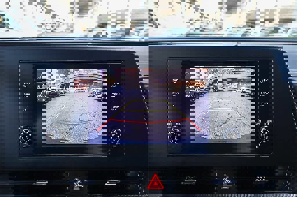 Used 2024 Kia Sportage LX image 24