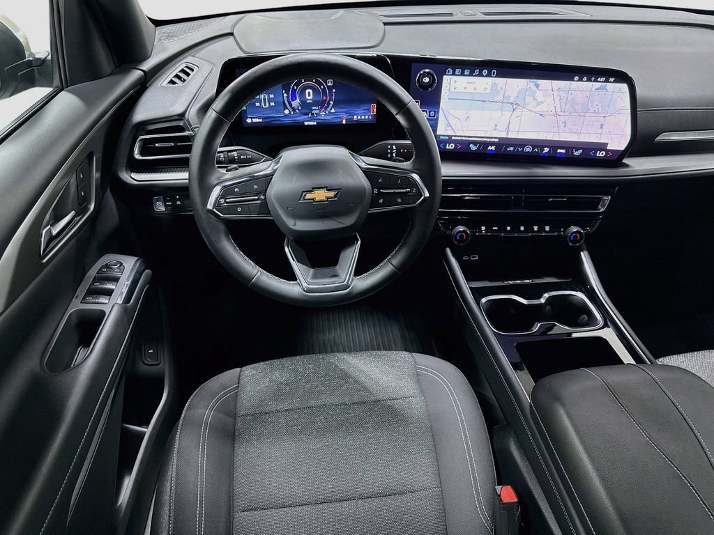 Used 2026 Chevrolet Traverse LT w/ LPO, Floor Liner Package FWD image 23