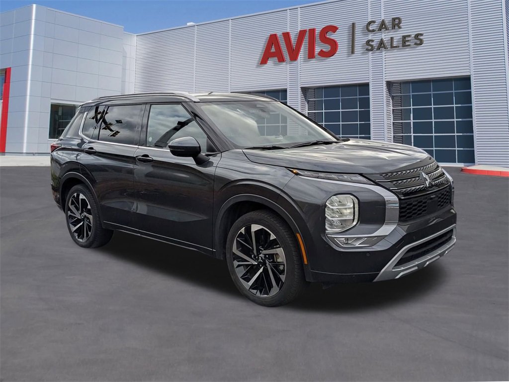 Used 2024 Mitsubishi Outlander SEL image 11