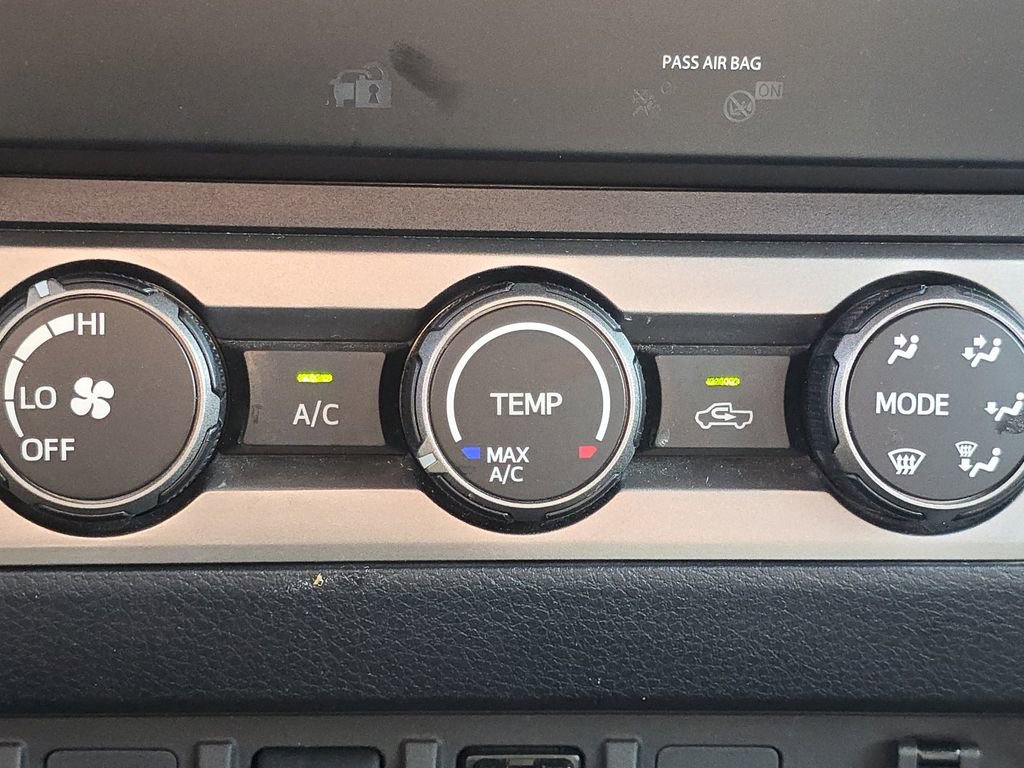 Used 2019 Toyota Tacoma SR5 image 28