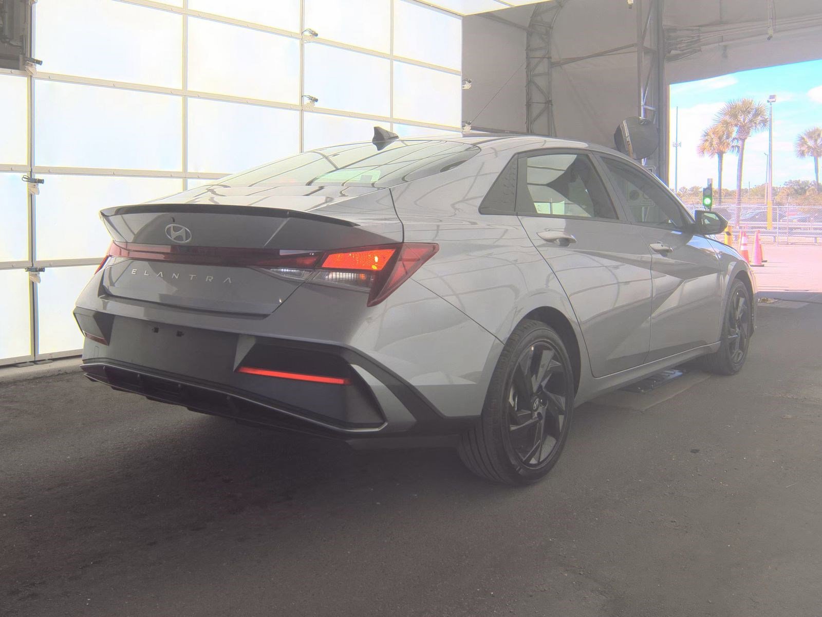 Used 2026 Hyundai Elantra Sport FWD image 4