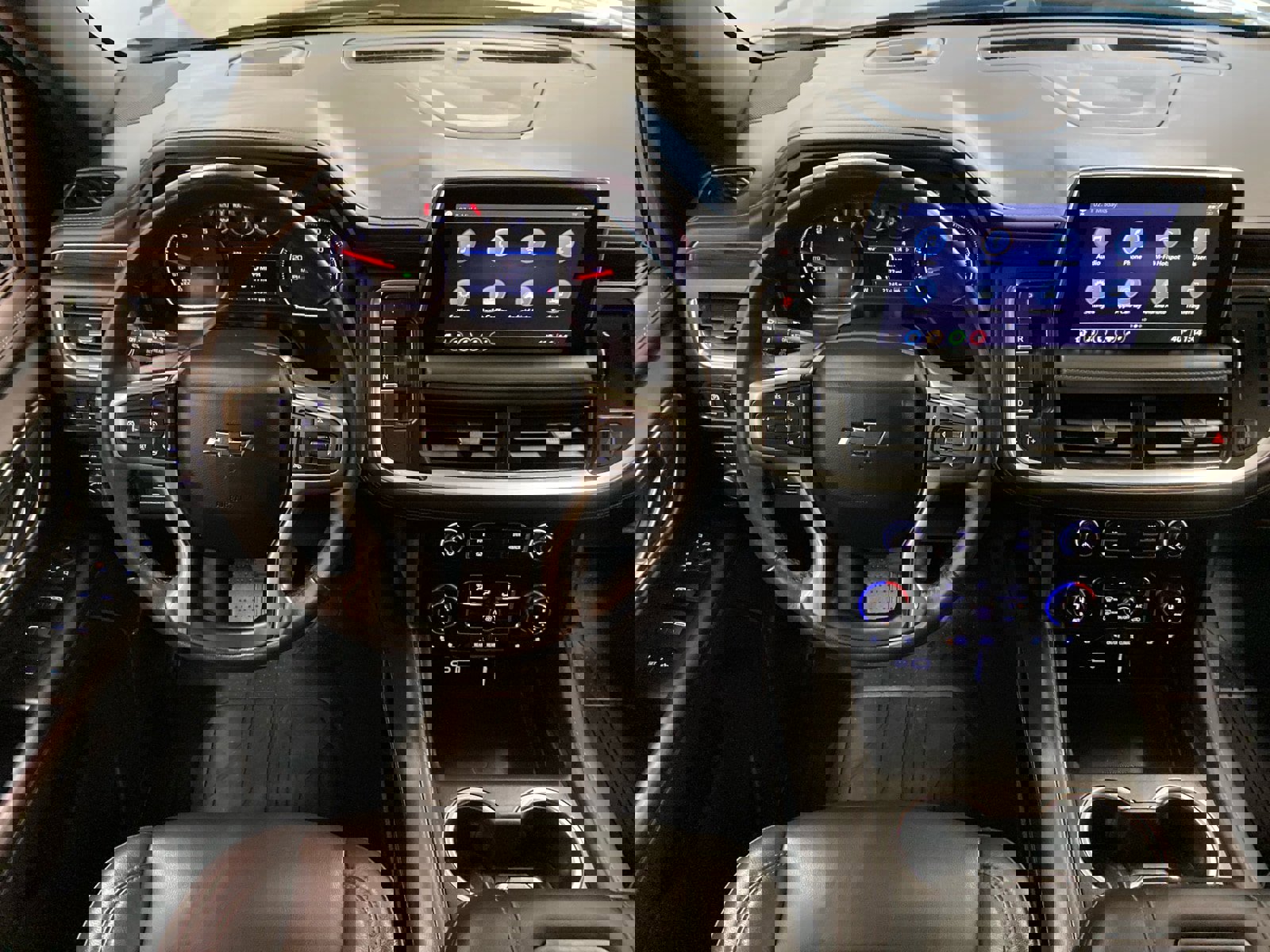 Used 2021 Chevrolet Tahoe Z71 w/ Z71 Signature Package image 12