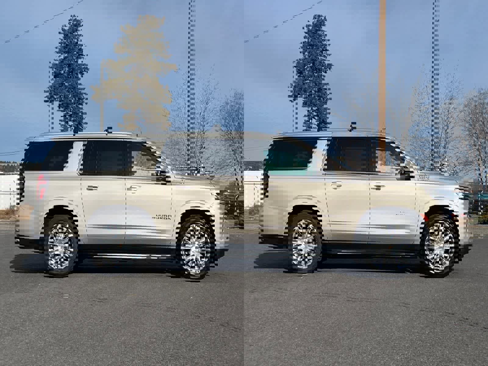 Certified 2023 Chevrolet Suburban High Country w/ Max Trailering Package image 8