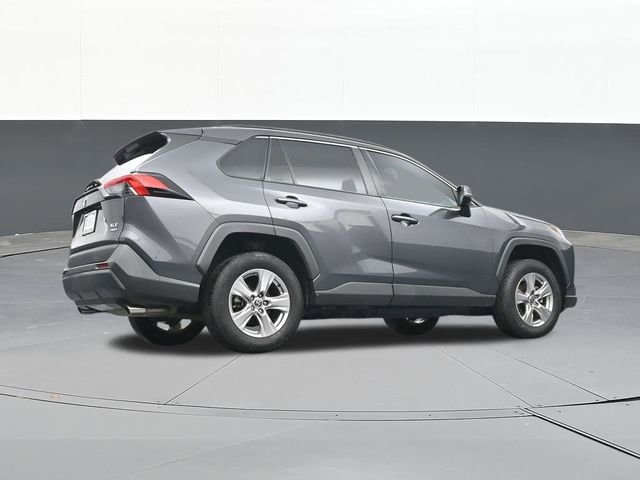 Used 2022 Toyota RAV4 XLE AWD/4WD image 51
