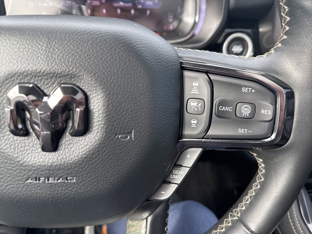 Used 2025 RAM 1500 Limited AWD/4WD image 13