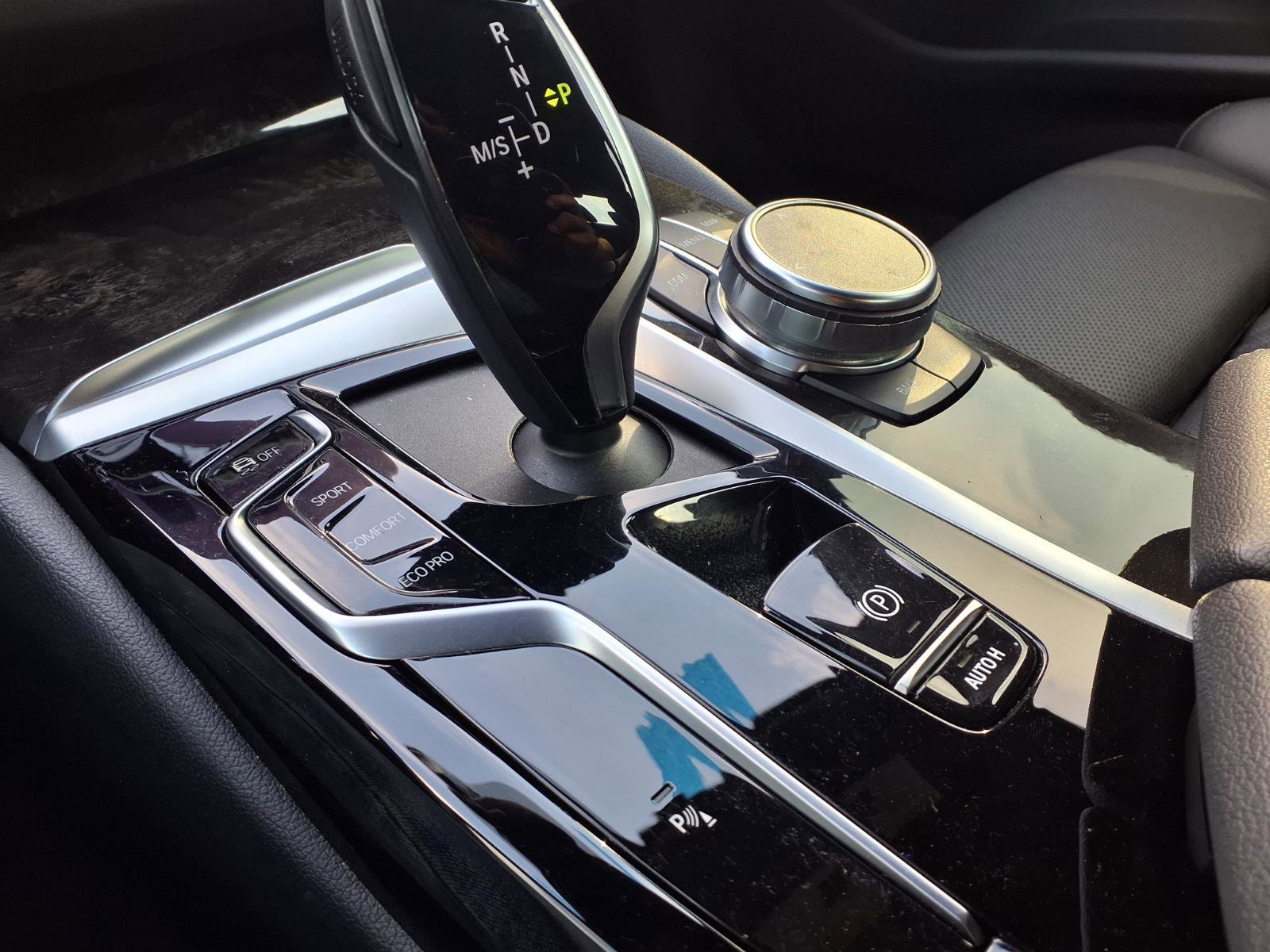 Used 2023 BMW 530i w/ Convenience Package image 17