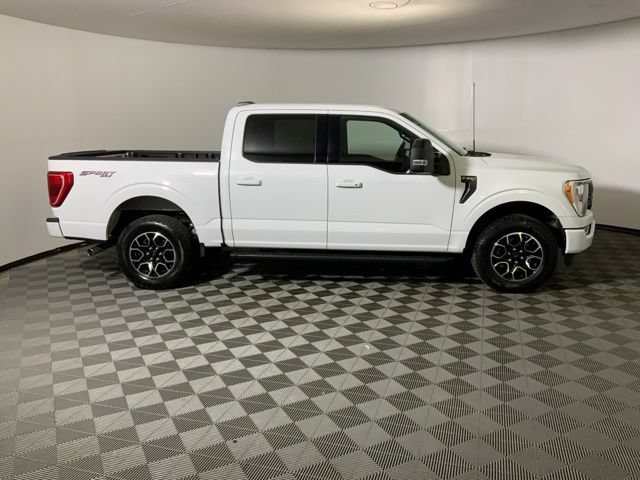 Used 2022 Ford F150 XLT w/ Equipment Group 302A High AWD/4WD image 4