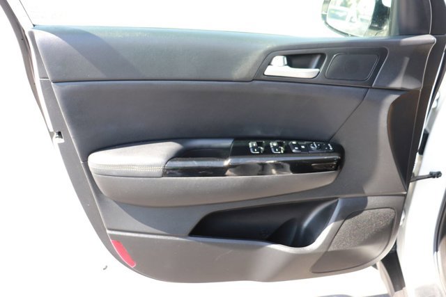 Used 2020 Kia Sportage EX FWD image 8