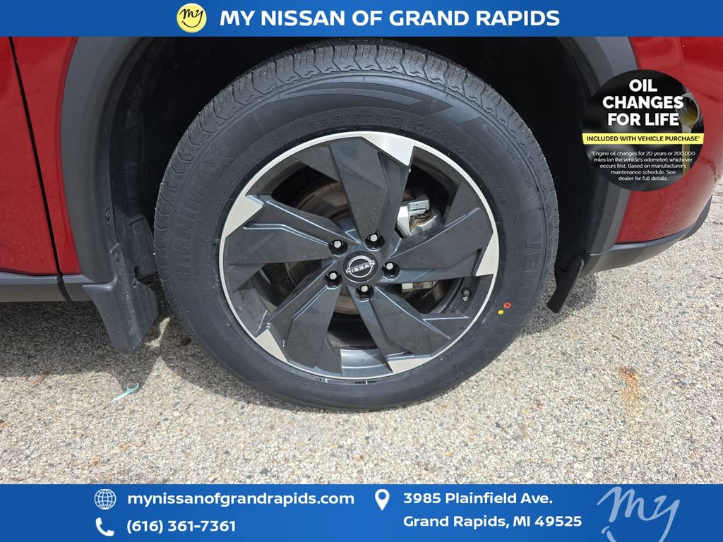Used 2024 Nissan Rogue SV w/ SV Premium Package AWD/4WD image 33
