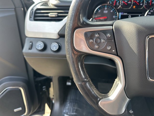 Used 2019 GMC Yukon XL SLT image 17