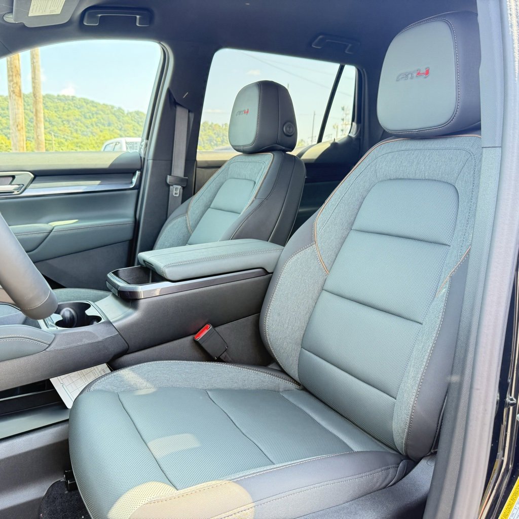 New 2026 GMC Terrain AT4 w/ Convenience Package III image 23