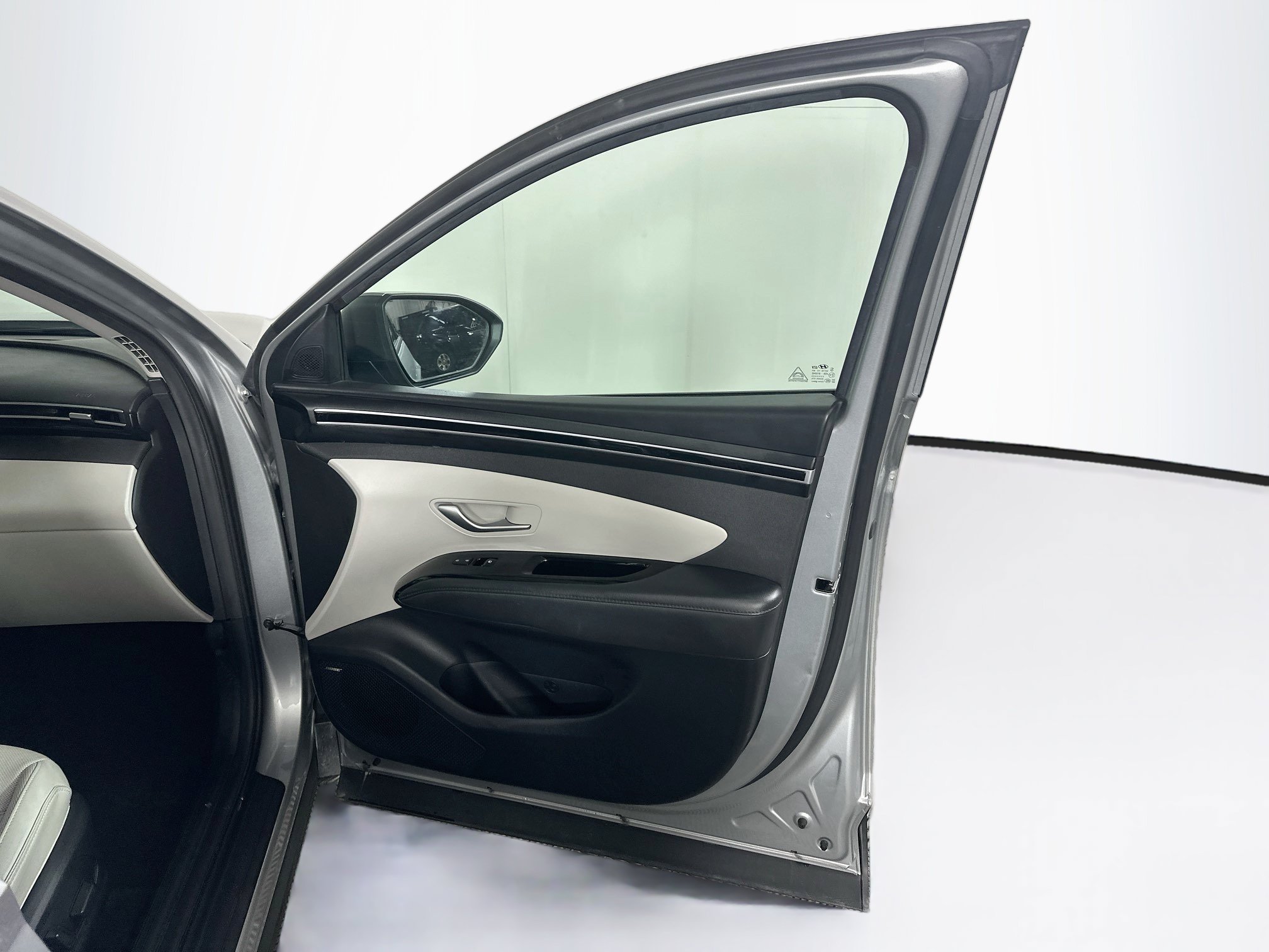 Used 2024 Hyundai Tucson Limited FWD image 34