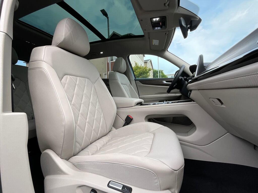 New 2026 Volkswagen Atlas SEL Premium R-Line image 12