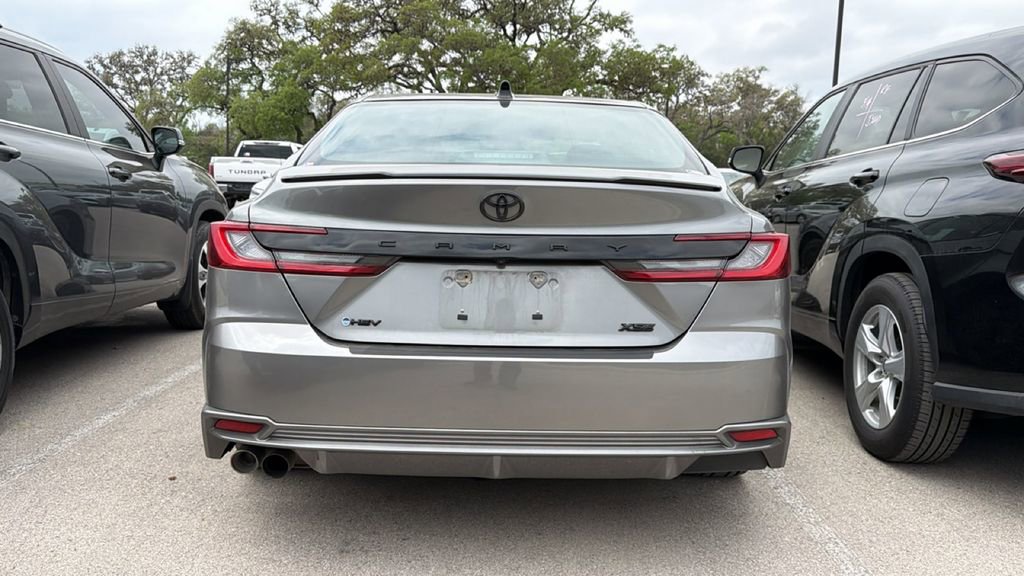 Used 2025 Toyota Camry XSE image 6