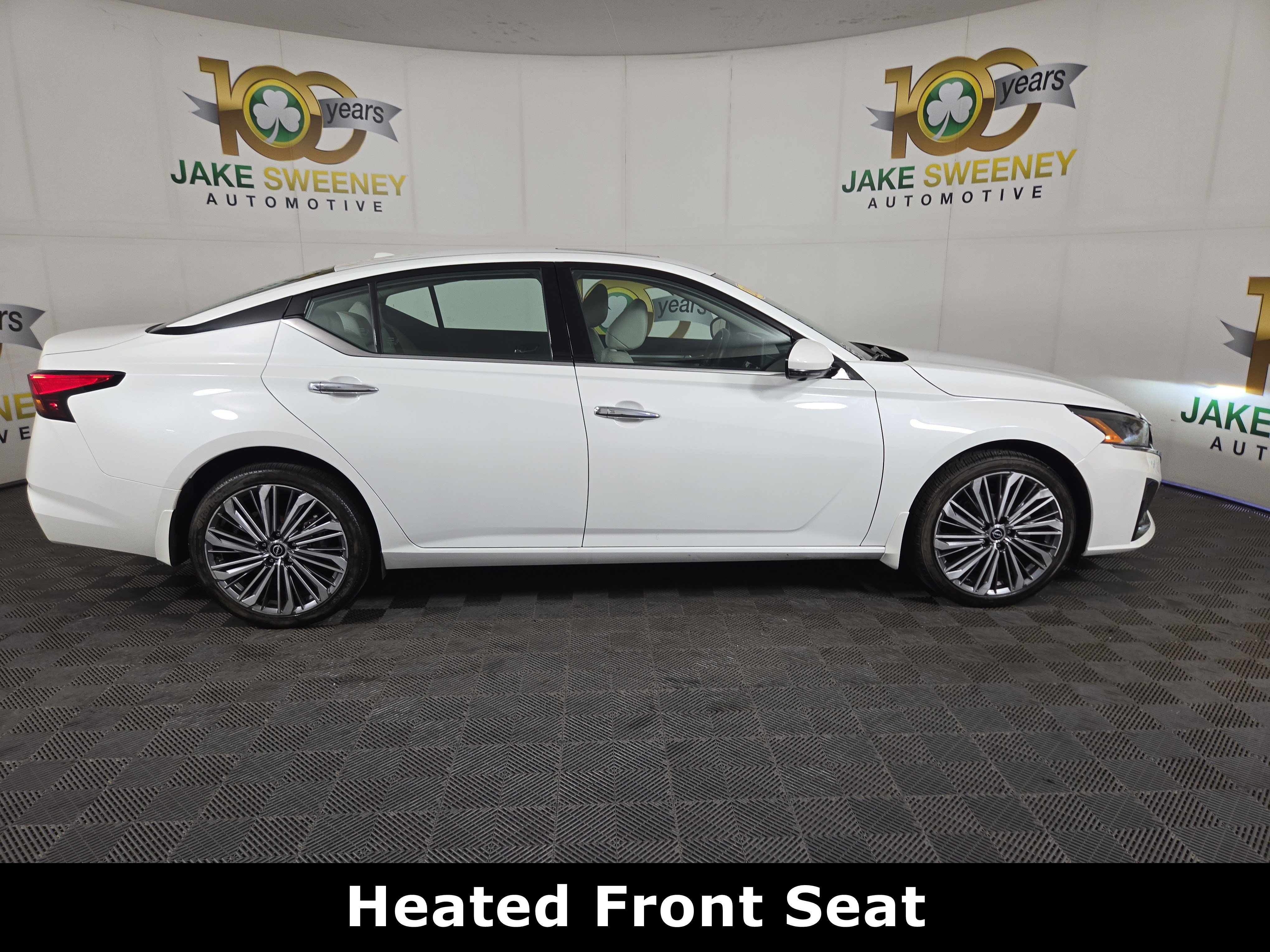Used 2023 Nissan Altima 2.5 SL AWD/4WD image 10