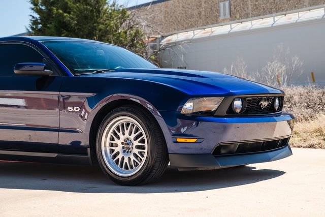 Used 2012 Ford Mustang GT Premium w/ Security Pkg RWD image 55