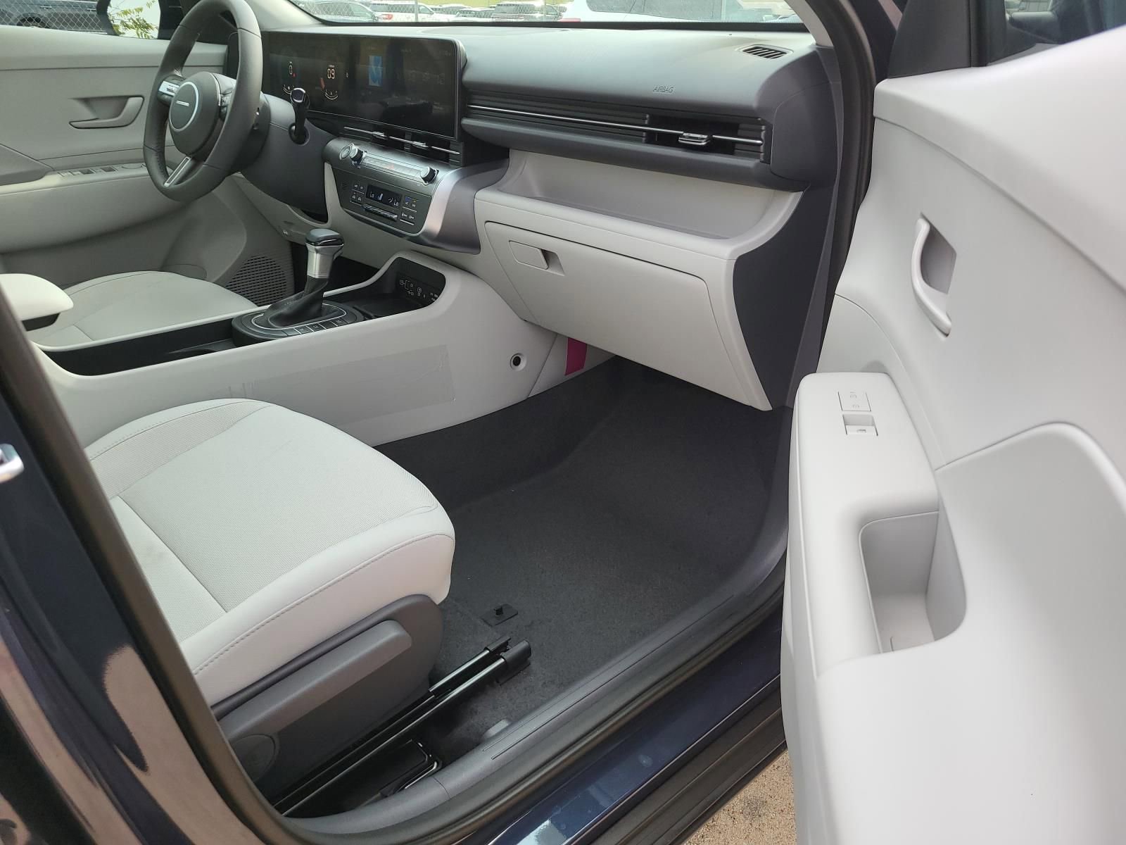 New 2026 Hyundai Kona SEL Sport FWD image 7