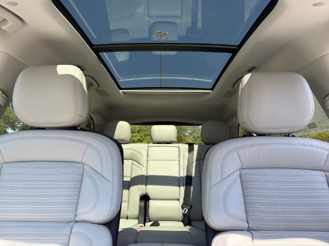 New 2026 Lincoln Nautilus Reserve AWD/4WD image 22