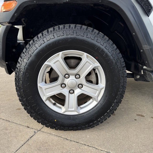 Used 2022 Jeep Wrangler Unlimited Sport image 9