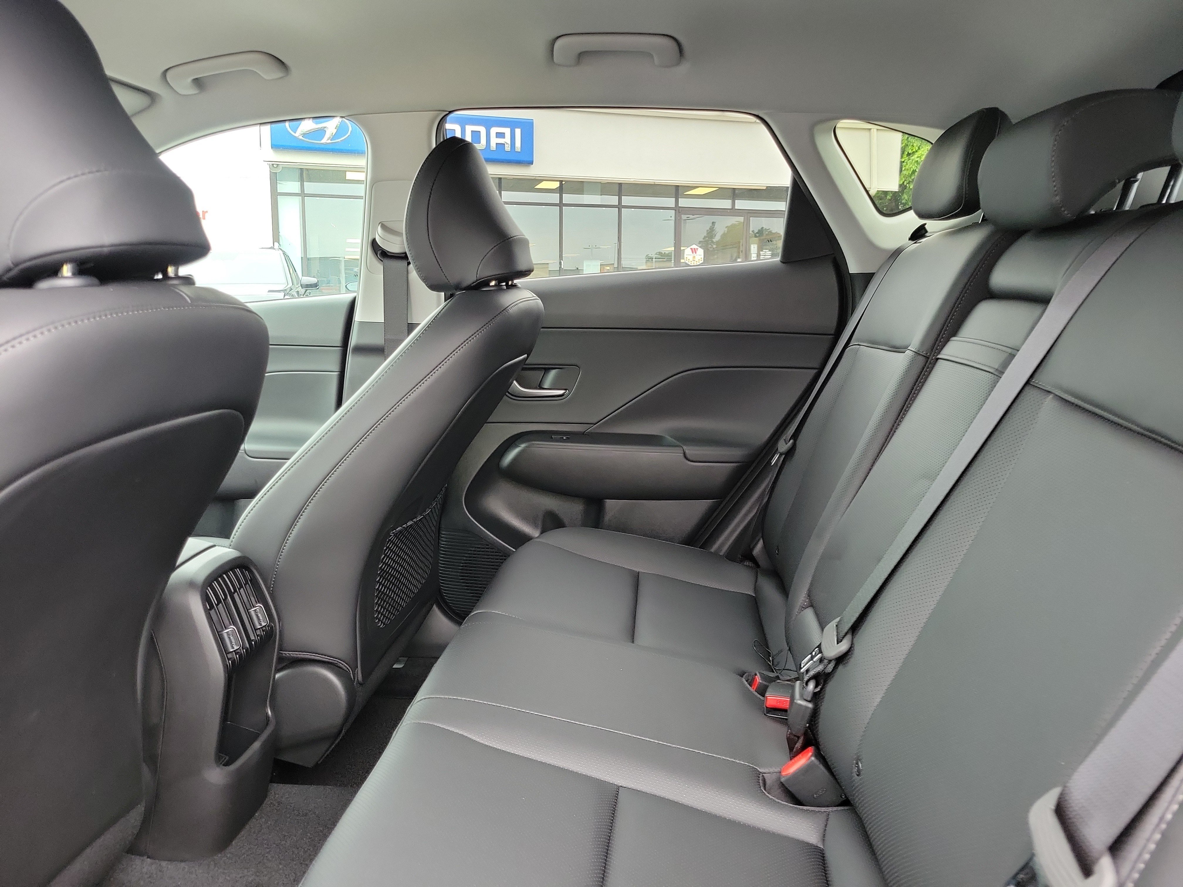 New 2026 Hyundai Kona SEL Premium AWD/4WD image 15
