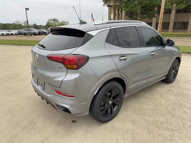 Used 2023 Buick Encore GX Select w/ Experience Buick Package FWD image 4