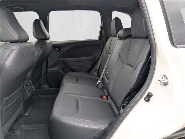 Used 2025 Subaru Forester Limited image 19