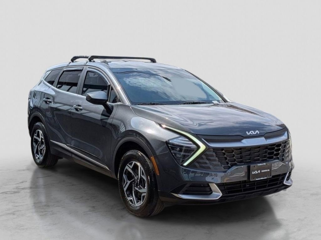 Certified 2024 Kia Sportage LX image 4