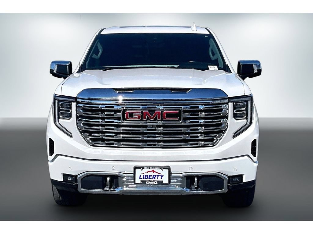 Used 2024 GMC Sierra 1500 Denali w/ Denali Reserve Package AWD/4WD image 2