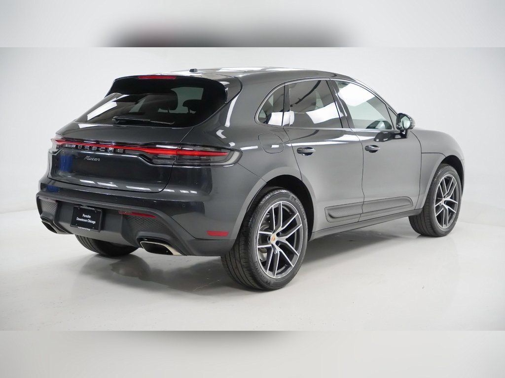Certified 2025 Porsche Macan image 10