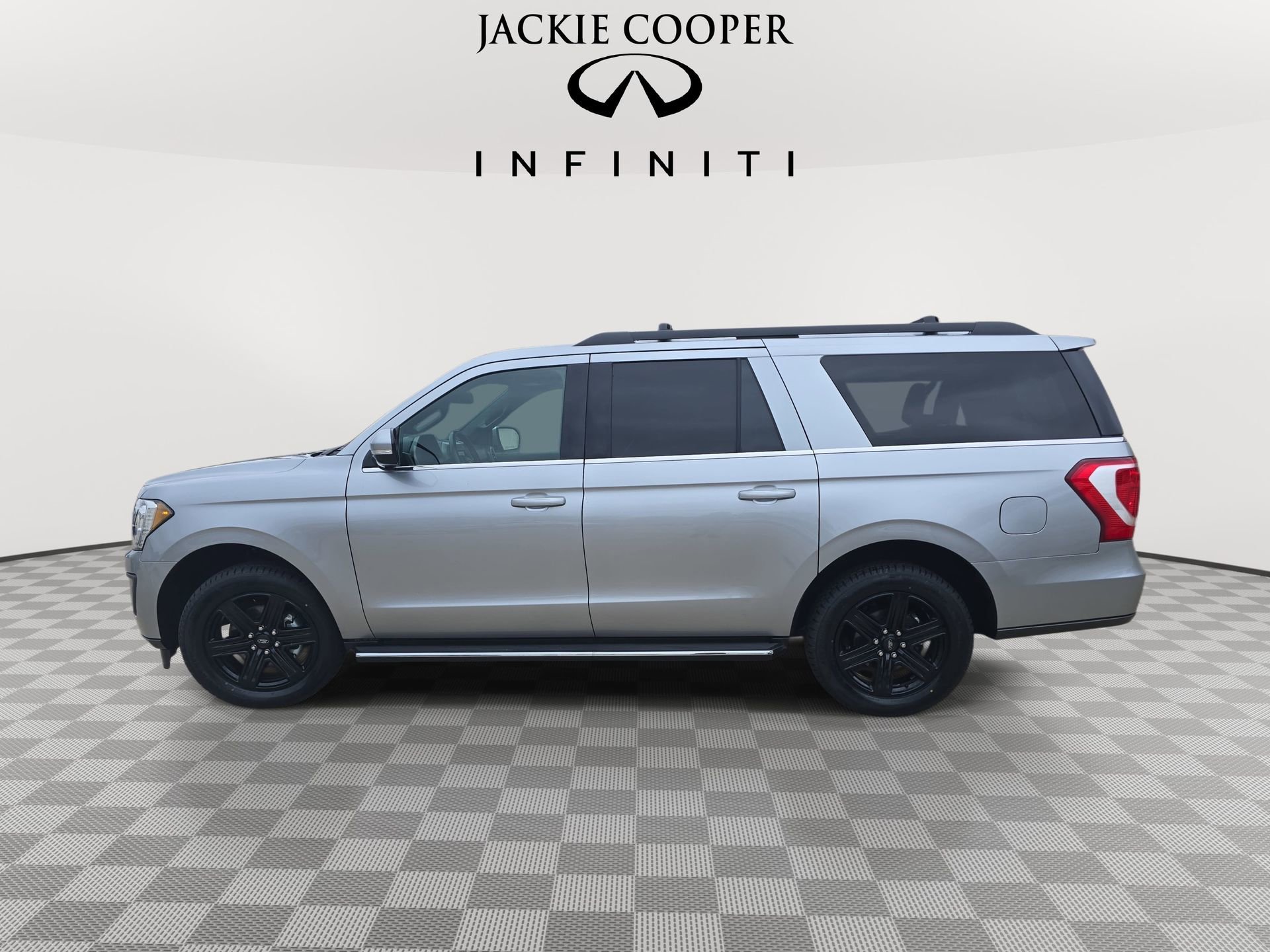 Used 2021 Ford Expedition Max XLT AWD/4WD image 8