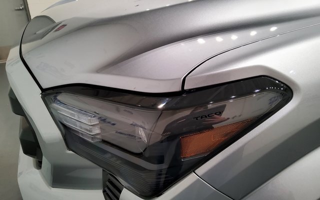 Used 2025 Toyota Tacoma SR5 image 7