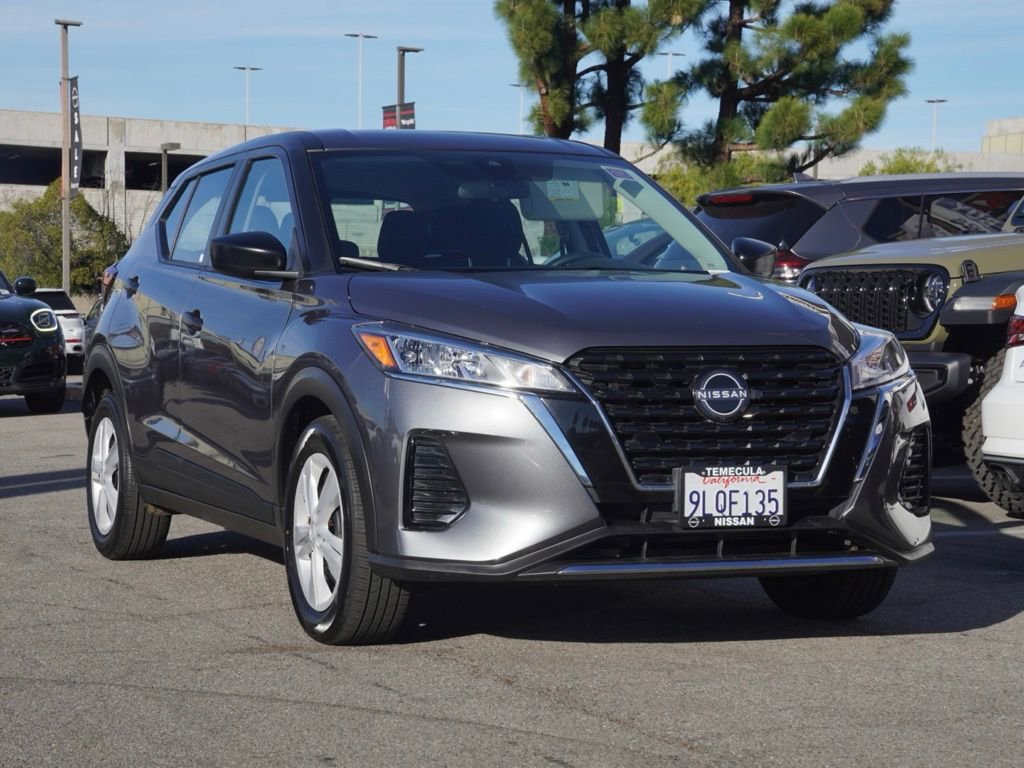 Used 2024 Nissan Kicks S image 2