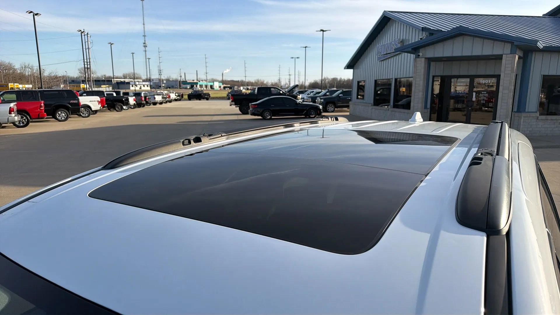 Used 2022 Chrysler Pacifica Limited image 35