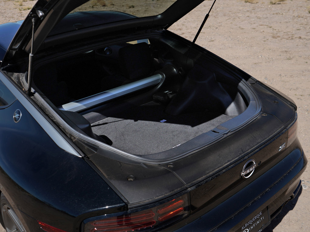 Used 2024 Nissan Z Sport w/ Floor Mat Package image 13