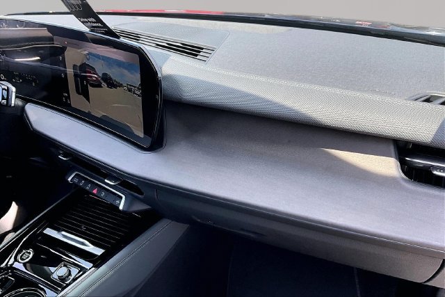 New 2026 Audi Q3 quattro 2.0T AWD/4WD image 16