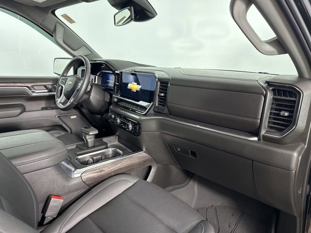 Used 2023 Chevrolet Silverado 1500 LTZ w/ LTZ Premium Package AWD/4WD image 22
