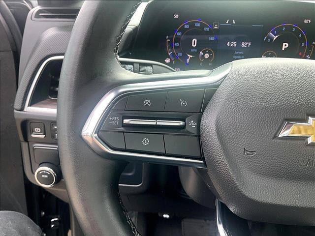Used 2025 Chevrolet Suburban Premier RWD image 20