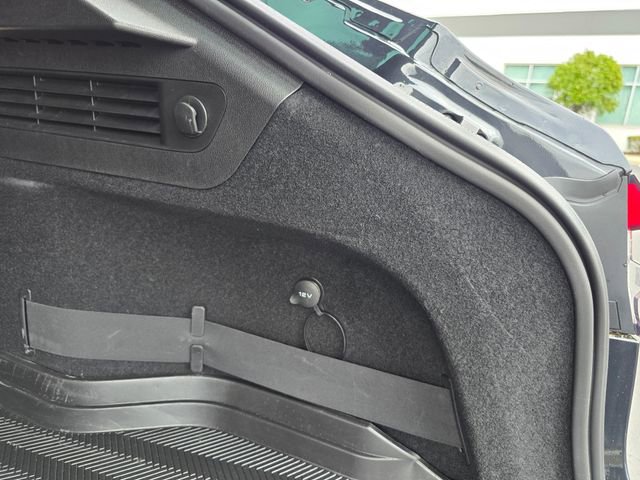 Used 2023 Maserati Levante GT image 27