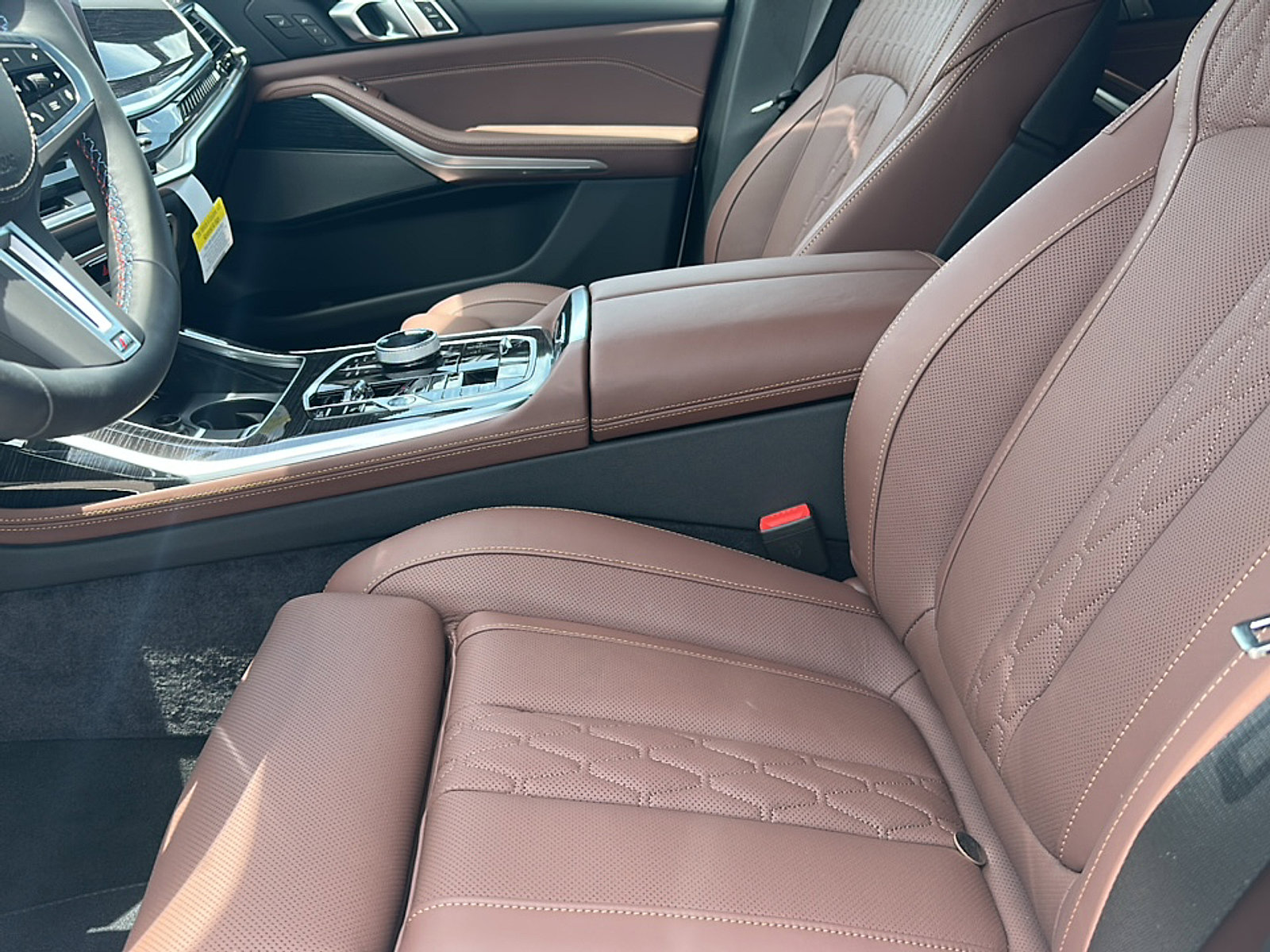 New 2026 BMW X7 M60i image 10
