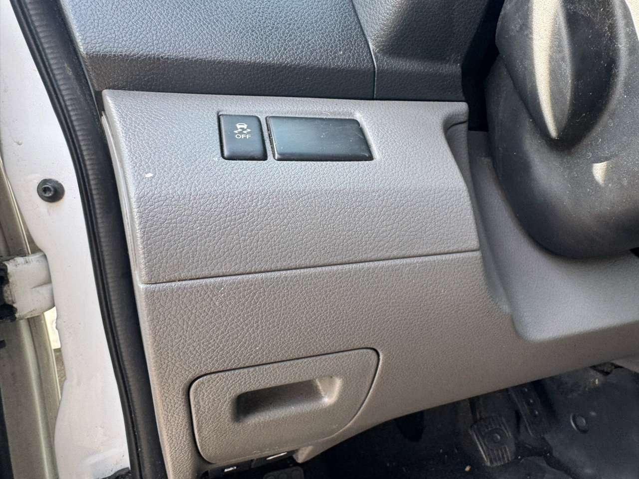 Used 2013 Nissan NV200 S w/ Cruise Control Pkg image 25