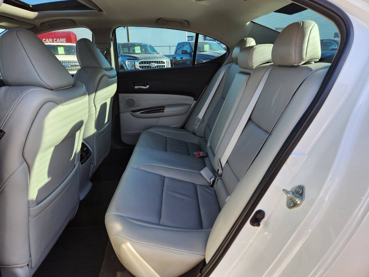 Used 2015 Acura TLX V6 w/ Advance Package FWD image 12