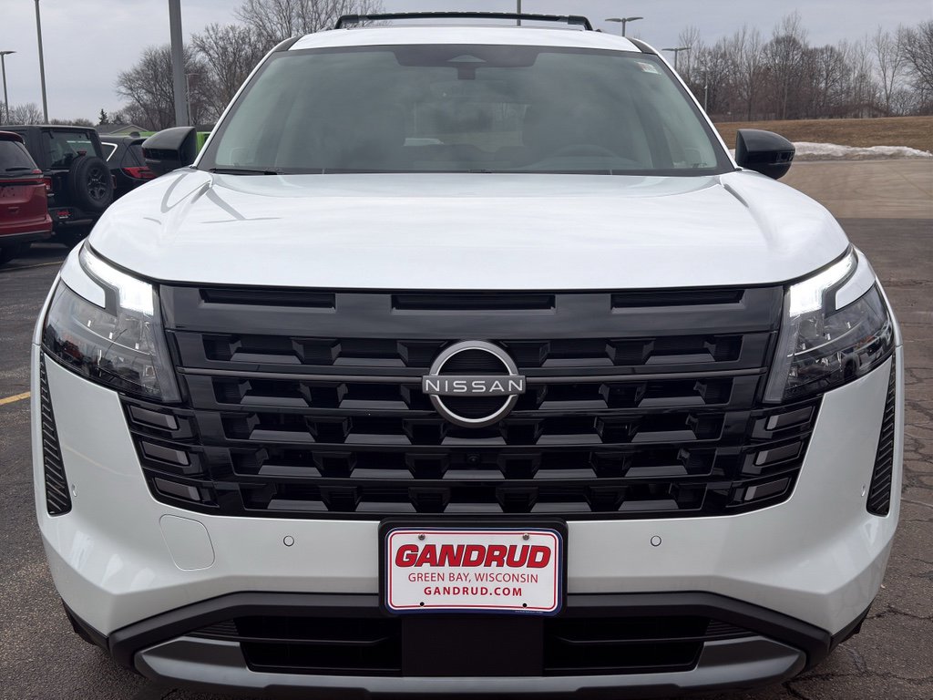 New 2026 Nissan Pathfinder SL image 3